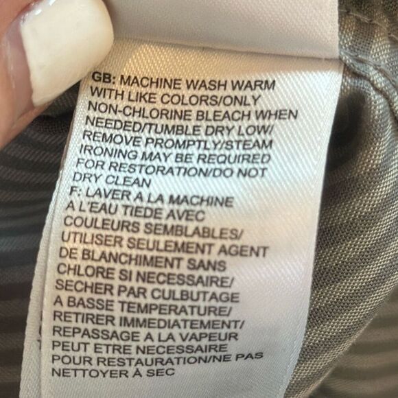 The North Face Mens Gray Striped Long Sleeve Shirt size M Medium - Picture 8 of 8